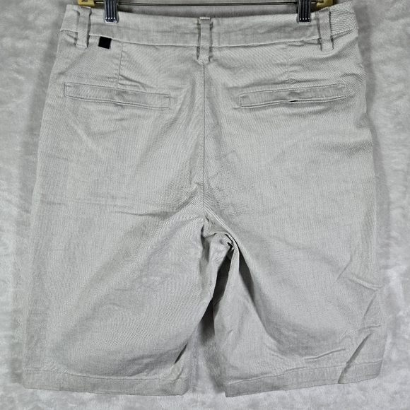Lululemon Commission Shorts Light Gray Mens Short Size 30 Canvas 11" Inseam - Picture 2 of 6